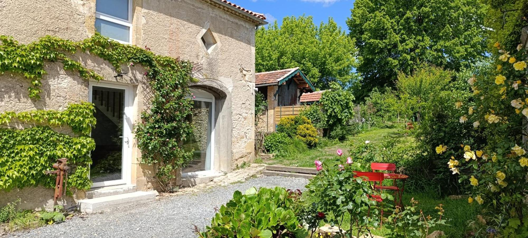 Maison Irondas Saint-Pierre-d'Aurillac Dış mekan fotoğraf