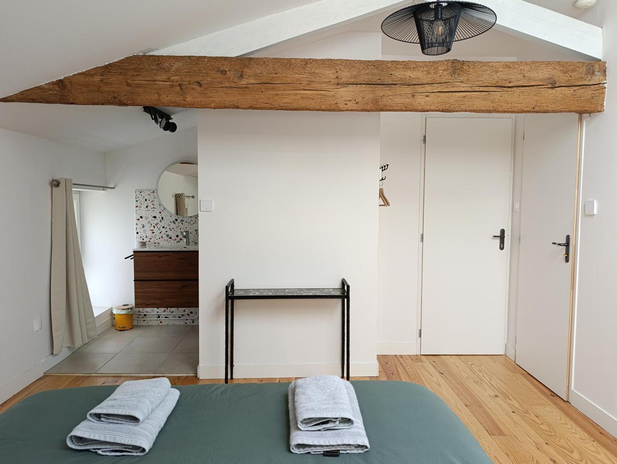 Maison Irondas Saint-Pierre-d'Aurillac Dış mekan fotoğraf